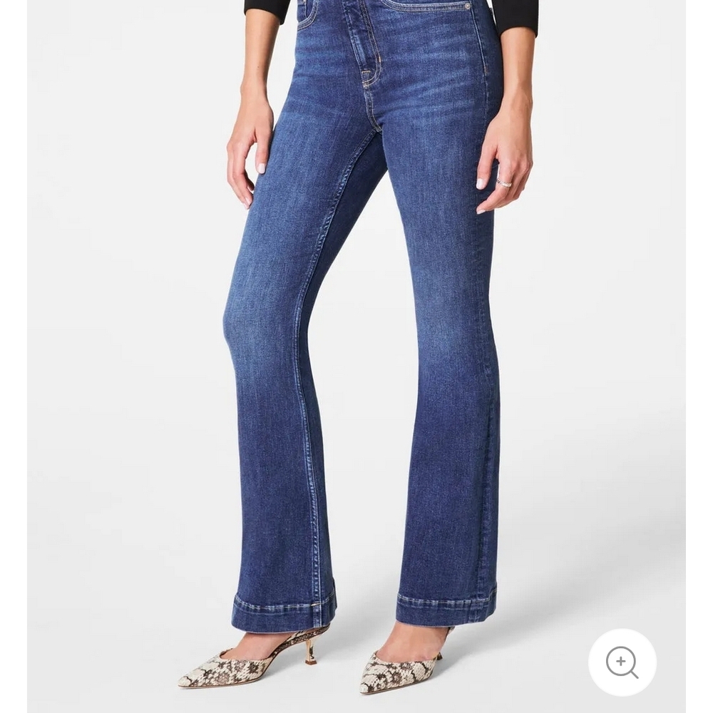 Sculpt Redefine Flare Jeans
